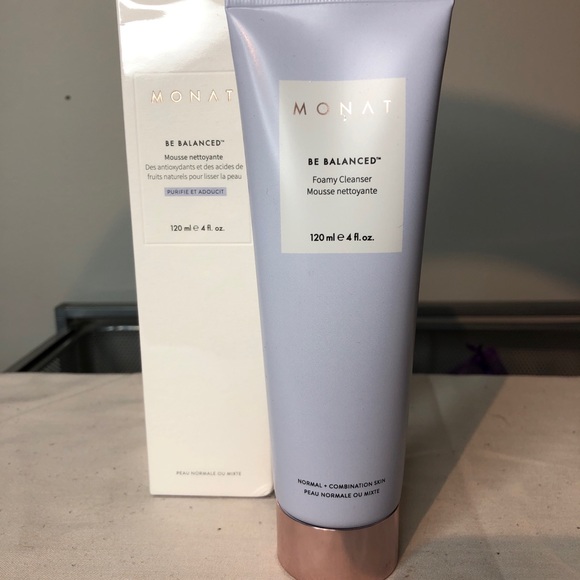 be balanced monat cleanser